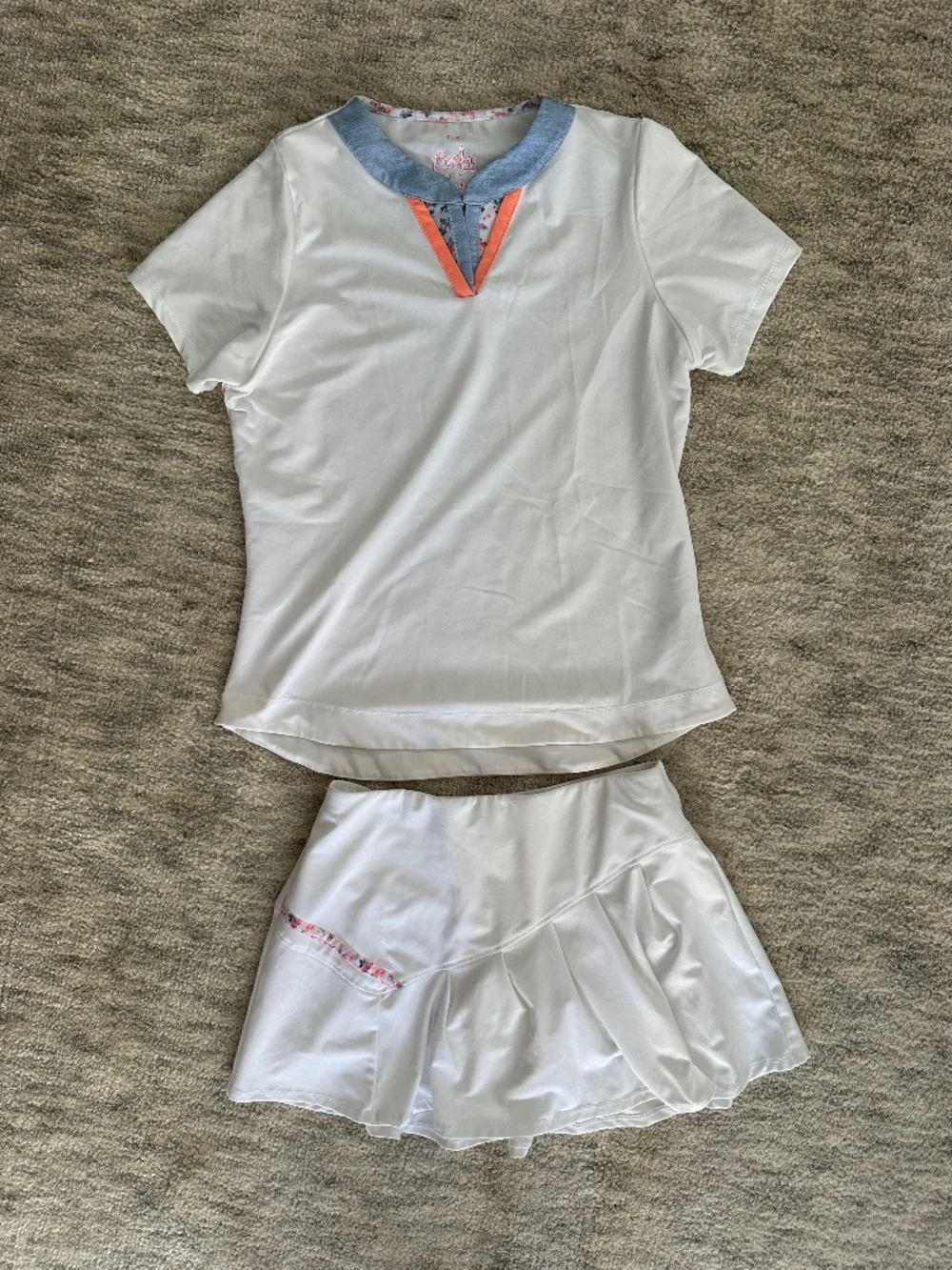 LUCKY IN LOVE Girls White Jersey Tennis Set M/L (10/12)